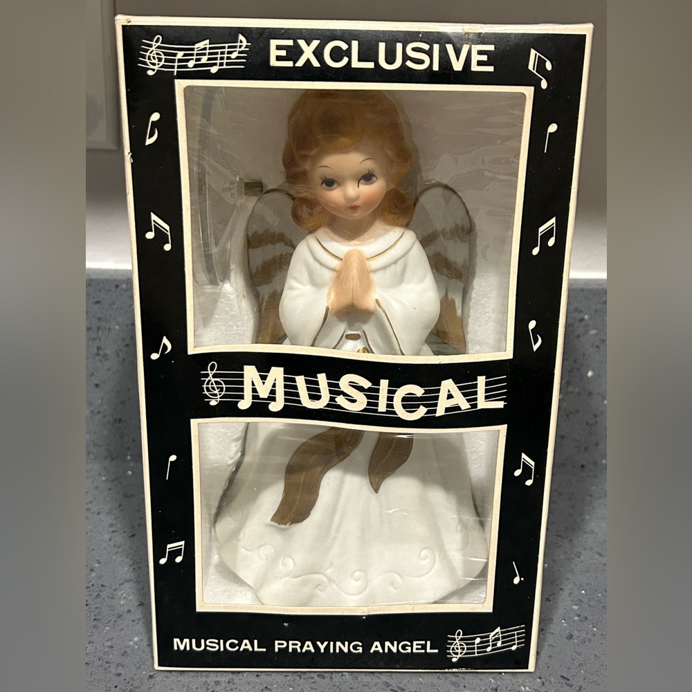 Vintage Wind Up Porcelain Angel Praying Musical Figure Berman & Anderson NIB NEW